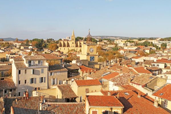 Charming 19th century hotel in the heart of Salon de Provence