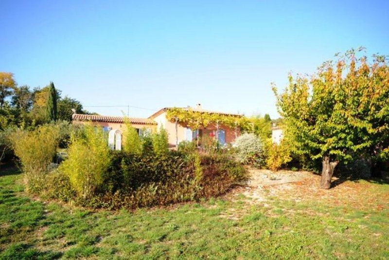 Luberon, single level Provencal house.